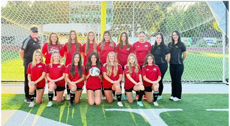 G2008 White F2 (tap pic for team bio/ open trainings)